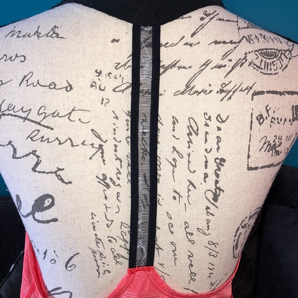 🎉4 for $20 Nike Dri-Fit Tank, Small - Picture 5 of 7